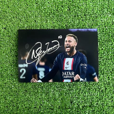 Signed Neymar PSG Photo – perspectiveftbl