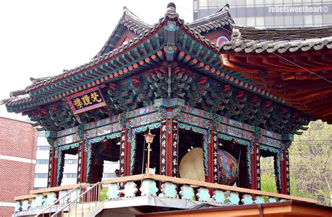 The Rebel Sweetheart.: Seoul Searching | Jogyesa Temple.