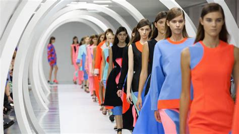 Watch the London Fashion Week 2015 LIVE Stream