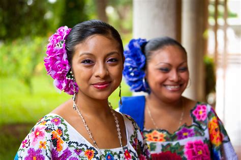 San Antonio Women's Group - Nine Belize