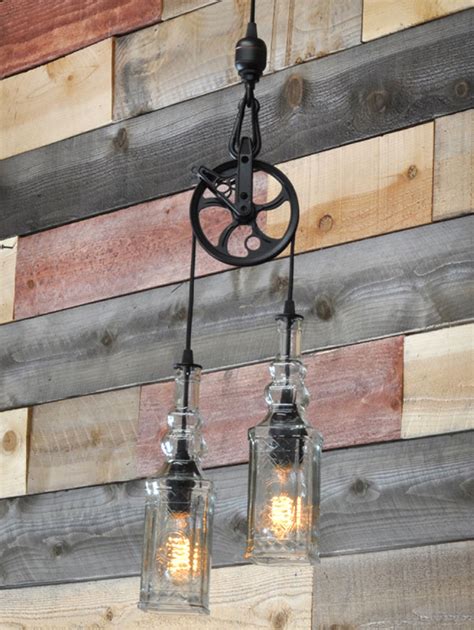 Cabin Design & Decor: Rustic Lighting