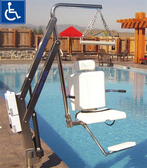 Traveler 500lb ADA Bariatric Pool Lift with Anchor