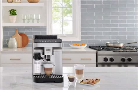 Delonghi Magnifica Evo Coffee & Espresso Machine with Automatic Milk ...