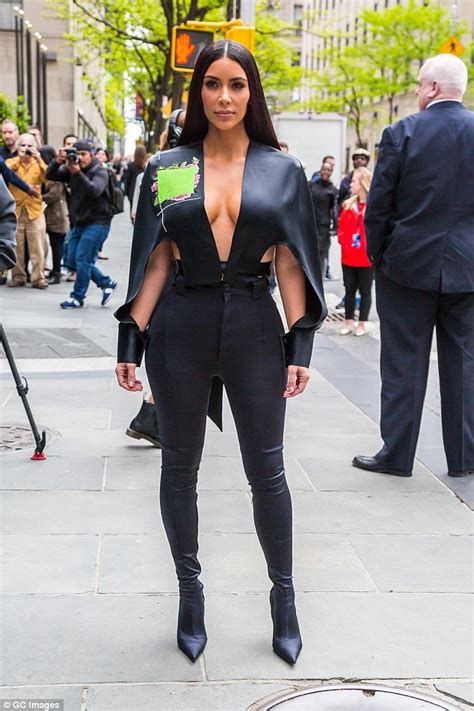 Kim Kardashian swaps catsuit for cosy sweats in New York | Daily Mail Online