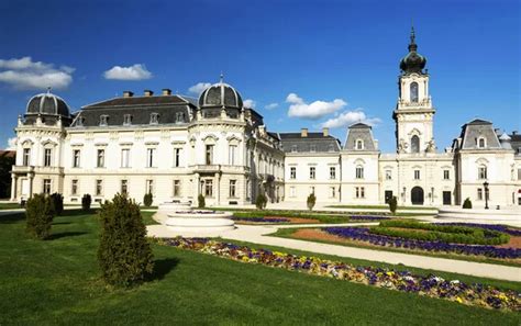 Famous Castle Hungarian Town Keszthely Castle Festetics — Stock Photo © digoarpi #207527830