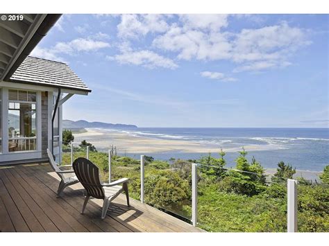 View Coastal Oregon Beach Home | Outdoor decor, Oregon beaches, Patio