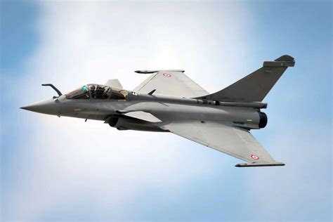 Colombia restarts competition for new fighter, with Rafale, F-16 and ...