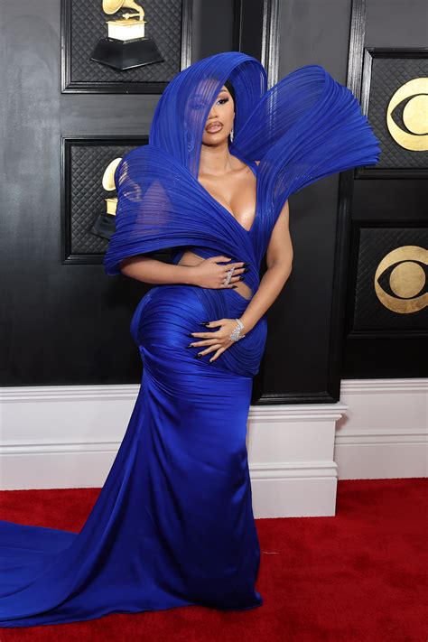 Cardi B sports sculptural blue couture on Grammys 2023 red carpet ...