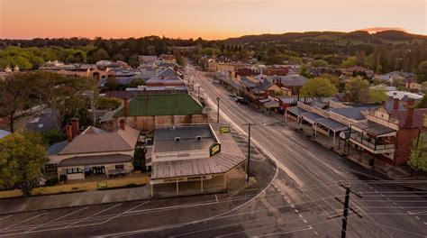 Travel Beechworth: Best of Beechworth, Visit Victoria | Expedia Tourism