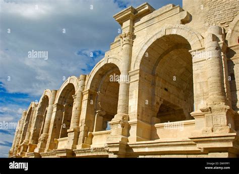 Arles Amphitheatre, Arles Stock Photo - Alamy