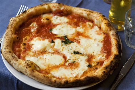 Neapolitan Pizza - History, Variations and More