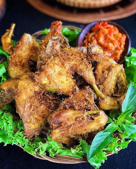 Resep Ayam Goreng Lengkuas Khas Sunda Yang Enak Gurih dan Empuk