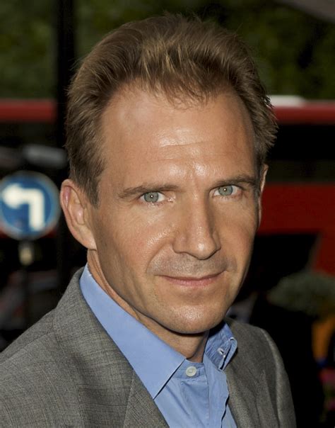 Ralph Fiennes | Ralph fiennes, Filmstars, Schauspieler