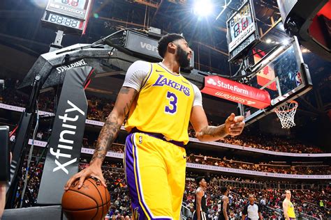 Photos: Lakers vs Hawks (12/15/2019) Photo Gallery | NBA.com