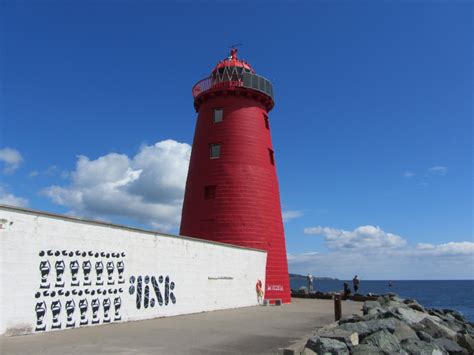 The Poolbeg Lighthouse, Great South Wall. Dublin City 1820 - CURIOUS ...