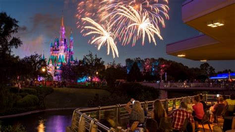 Happily Ever After Fireworks - Magic Kingdom - Walt Disney World