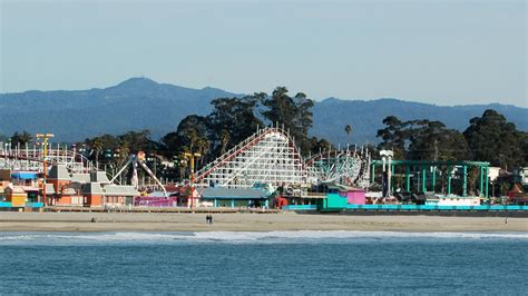 Hotels near Santa Cruz Beach Boardwalk (Santa Cruz) from $104/night - KAYAK