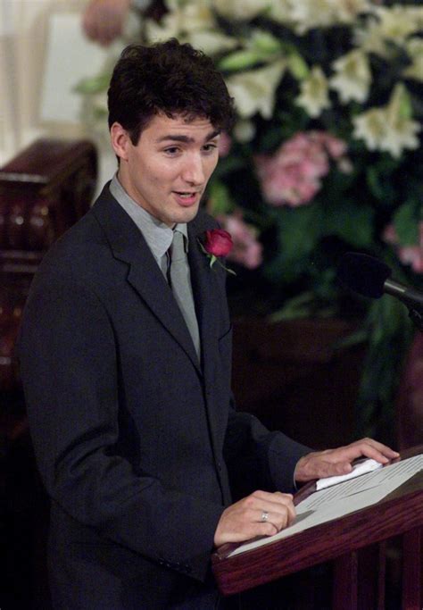 Trudeau Young - Young Justin Trudeau Was A Hottie And We Have The Pics ...