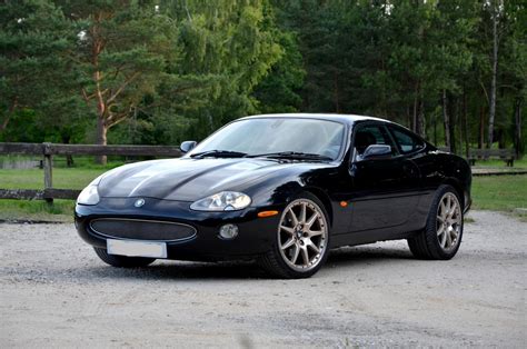 2002 Jaguar XK-X100 XK8 4.0 (244 cui) gasoline 216 kW 394 Nm