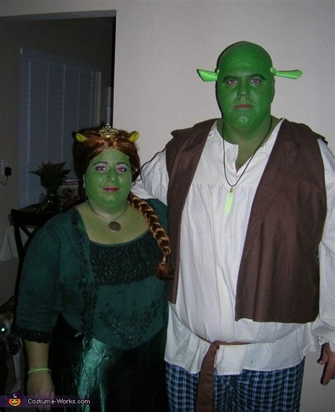 Homemade Shrek and Fiona Costume for Couples | Cute couple halloween ...