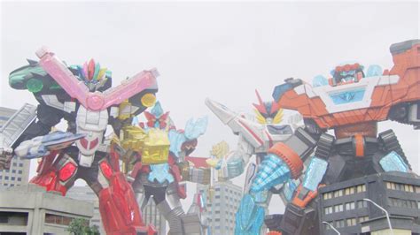 My Shiny Toy Robots: Series REVIEW: Mashin Sentai Kiramager