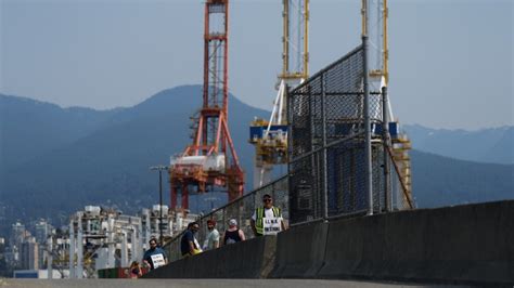 B.C. businesses weigh in on port strike