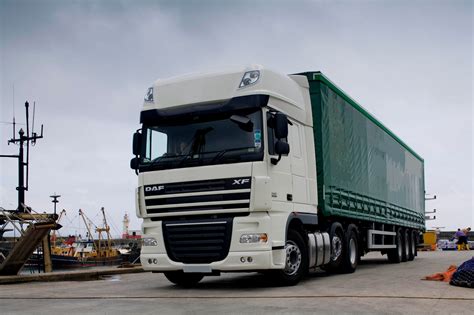 DAF XF105 zdobywa nagrodę Samochodu Ciężarowego Roku 2012 w Irlandii - TruckFocus.pl