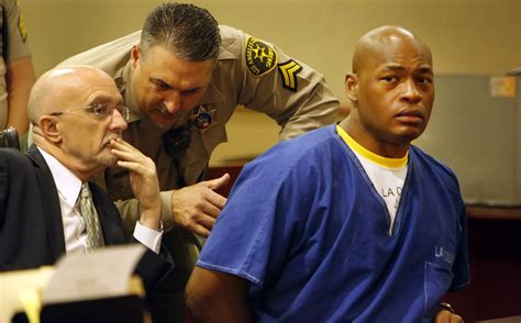 Former Raiders player Anthony Wayne Smith convicted in 3 murders - LA Times