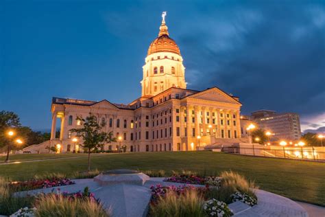 15 Best Things to Do in Topeka (Kansas) - The Crazy Tourist