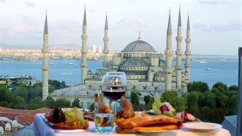 12 Best Hotels to Stay in Sultanahmet (Updated → 2024)