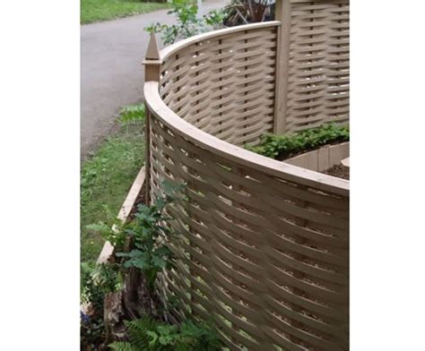 17 best images about Curved fences on Pinterest | Ontario, Fence design and Wooden walls