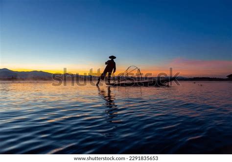 Inlay Lake: Over 2,893 Royalty-Free Licensable Stock Photos | Shutterstock