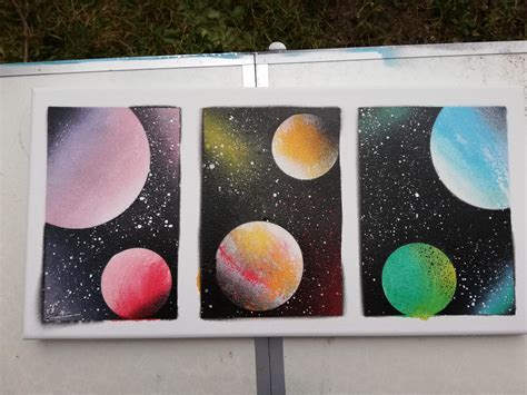 Cool Spray Paint Ideas That Will Save You A Ton Of Money: Beginner Galaxy Spray Paint Art