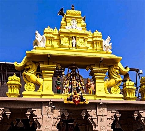 Udupi Sri Krishna Temple | Karnataka Tourism | Kanaka Kindi