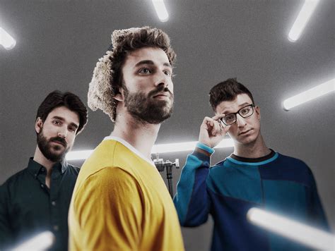 AJR RELEASES NEW SINGLE AND VIDEO “BANG!” - Trendsetter Marketing