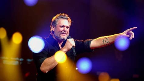 Blake Shelton Announces Surprise Album