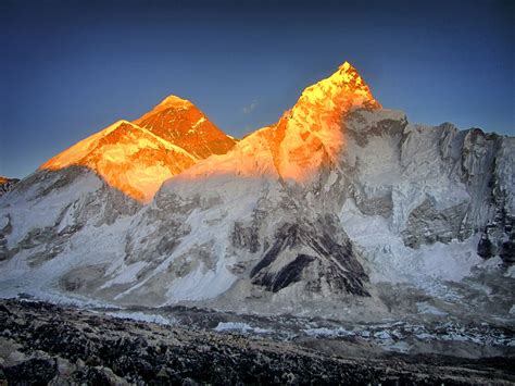 Golden view's of Mount Everest during Everest base camp trek. | Горный ...