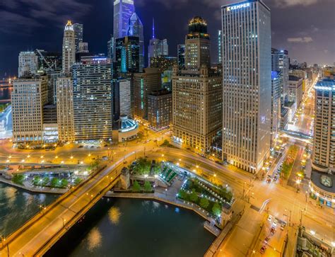 Chicago at night (1218x935) : CityPorn
