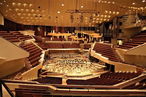 Berliner Philharmonie concert Hall, Berlin - 1 May 2011: danperry — LiveJournal