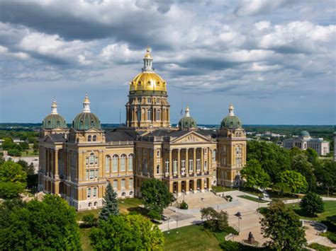 "Iowa State Capitol" Images – Browse 507 Stock Photos, Vectors, and Video | Adobe Stock