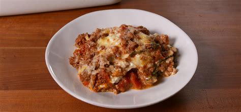 Giada De Laurentiis Vs. Ree Drummond: Whose Lasagna Is Better?Delish ...