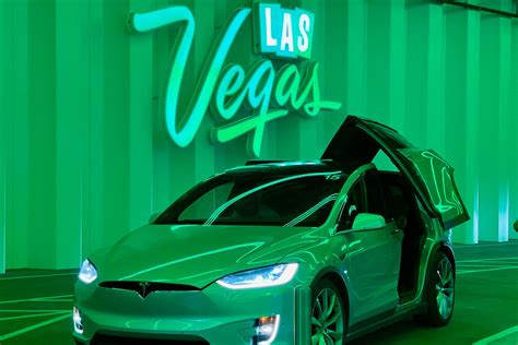 A Tesla party: The 3-station Las Vegas Loop that's revolutionizing how ...