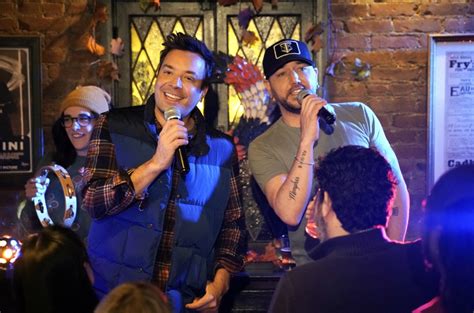 Jason Aldean & Jimmy Fallon Sing Thanksgiving Ode to Their 'Hometown ...