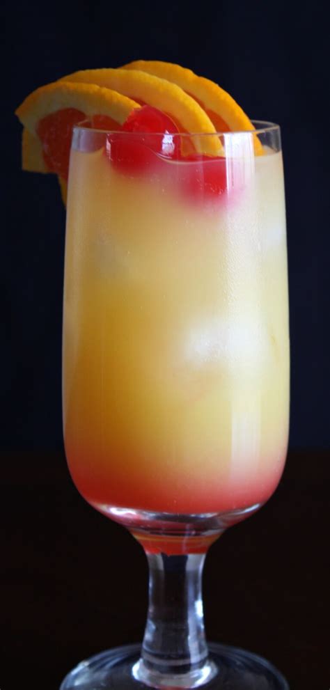 How to Make the Best Tequila Sunrise Cocktail - Daily Appetite