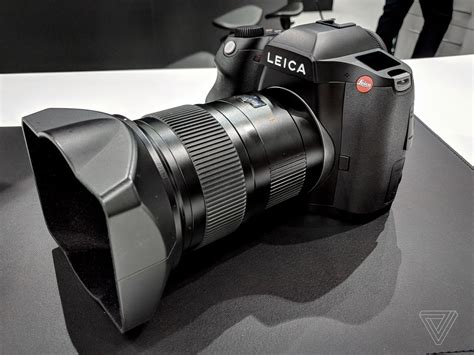 The Leica S3 is a frustratingly awesome medium format DSLR - The Verge