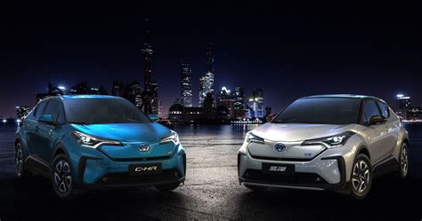 Toyota unveils C-HR EV, Izoa electric cars in China Toyota C-HR Izoa EV ...