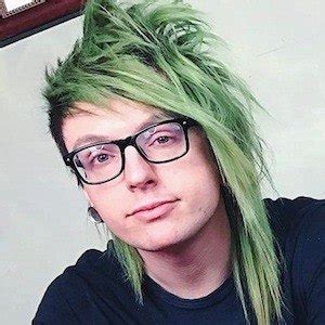 Hair Jordan - Bio, Facts, Family | Famous Birthdays