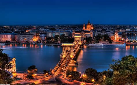 Chain Bridge Budapest Hungary wallpaper | 1680x1050 | #21199