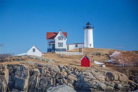 Nubble Lighthouse in Kittery, Maine | www.sweetteasweetie.com - Sweet Tea Sweetie