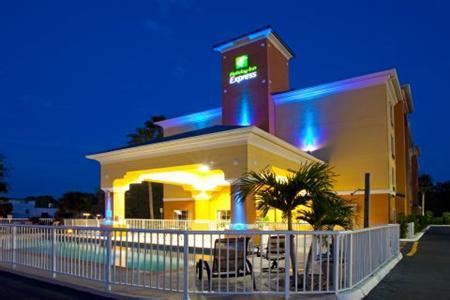 Reviews of Kid-Friendly Hotel | Holiday Inn Express Lake Mary Sanford (Florida), Sanford ...